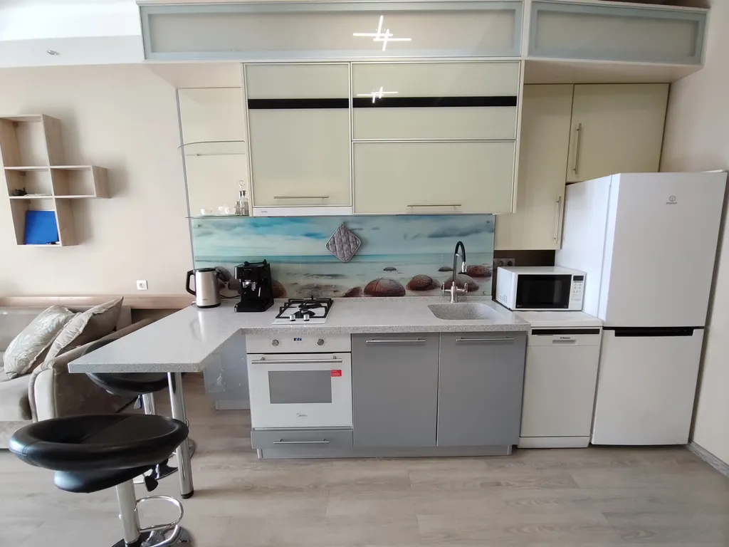 Квартира для семейного отдыха с видом на море плюс паркинг