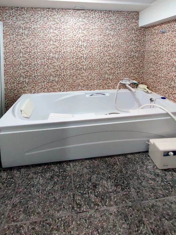 Апартаменты с панорамным видом на море, бассейном и SPA в 40 м от моря