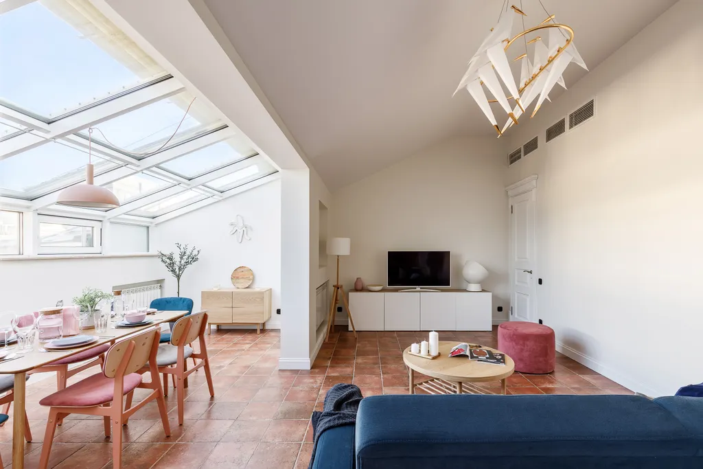 Квартира Квартира Мансарда Hermitage напротив Дворцовой площади с видом на Эрмитаж — Санкт-Петербург