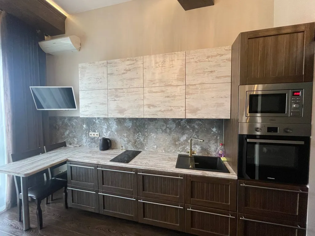 Апартамент комфорт класса рядом с Термы Видное