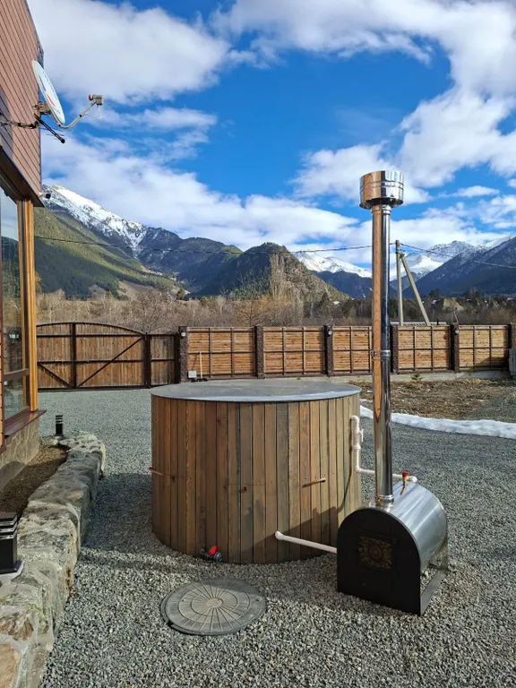 Новый гостевой дом для отдыха в горах