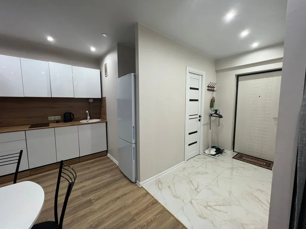 Адлер, ул.Дачная, новая квартира 2шка студия, ровное место, все рядом