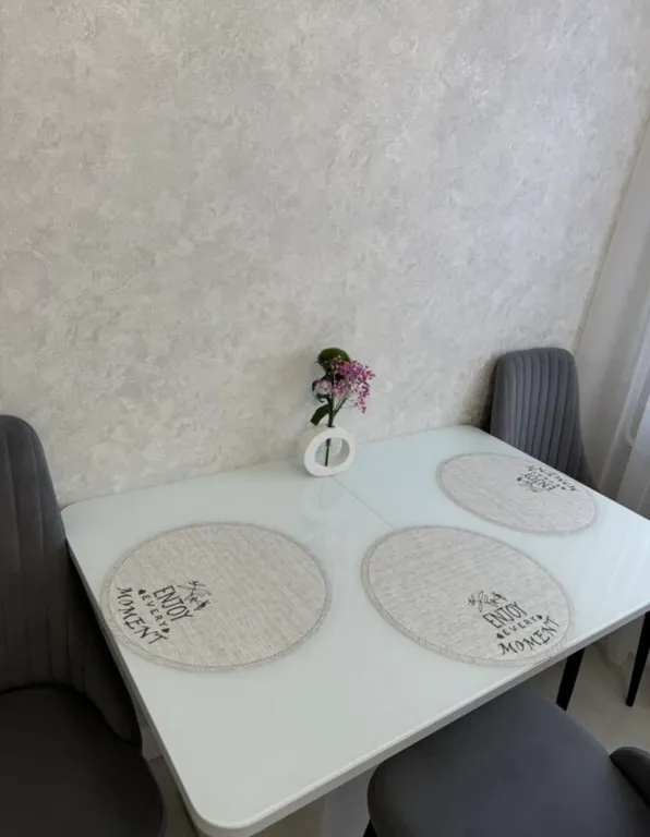 Большая, светлая трёхкомнатная квартира