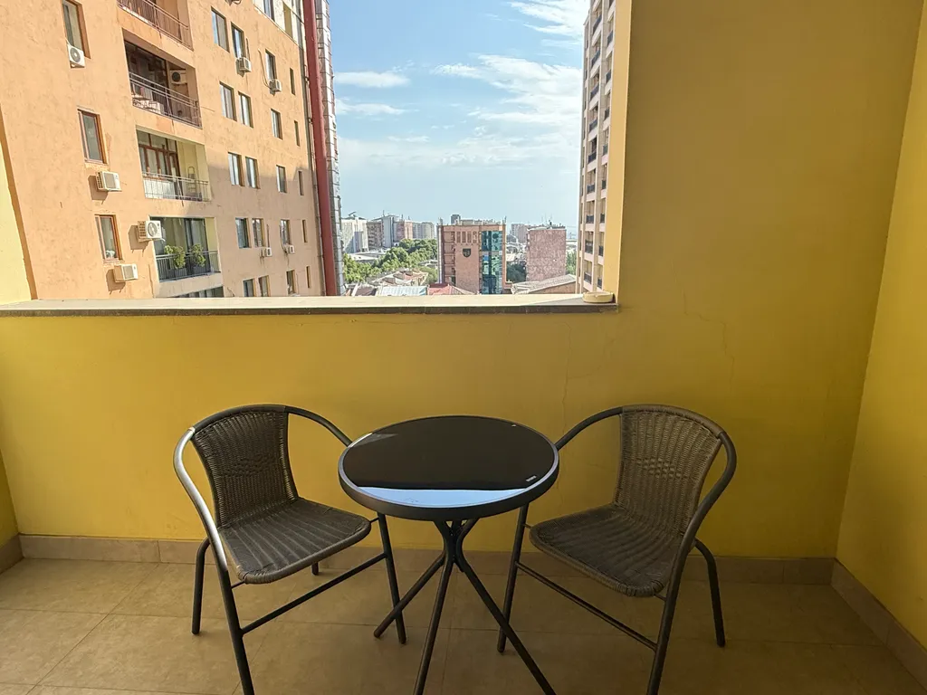 Семейные апартаменты с 2 спальнями и балконом