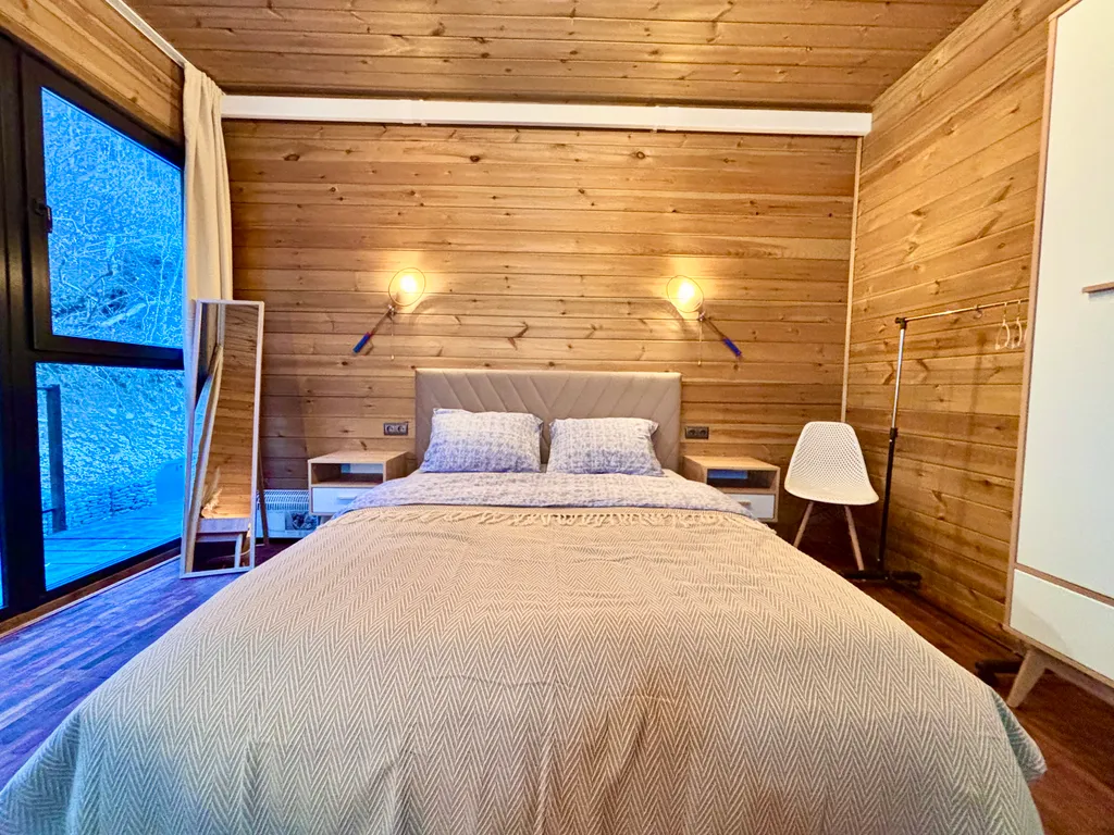 Апартаменты у озера с панорамой гор