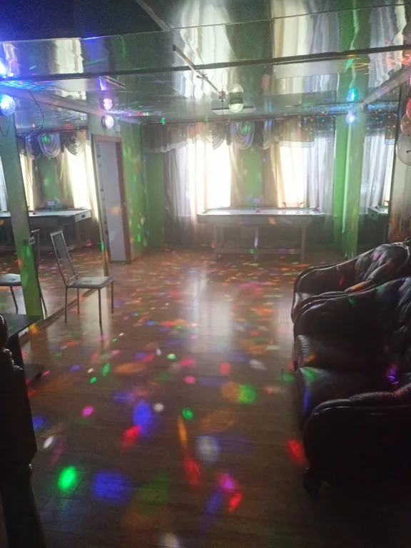 Коттедж с бассейном