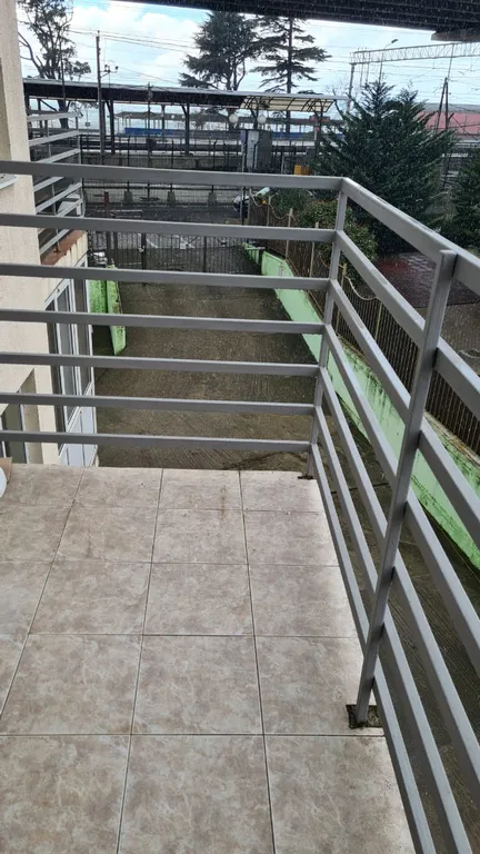 Современная квартира на берегу моря