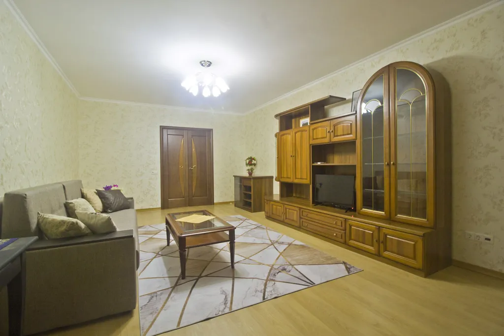 Большая двушка с отдельными комнатами и балконом