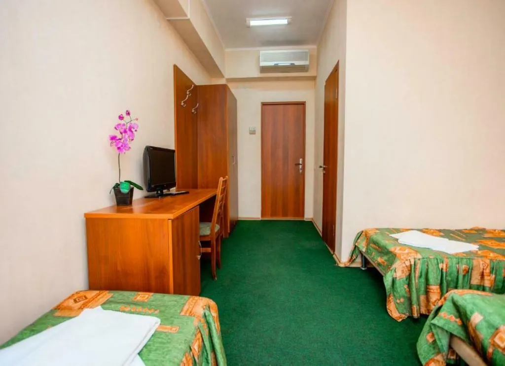 Номер на первой линии у моря  для четырех гостей