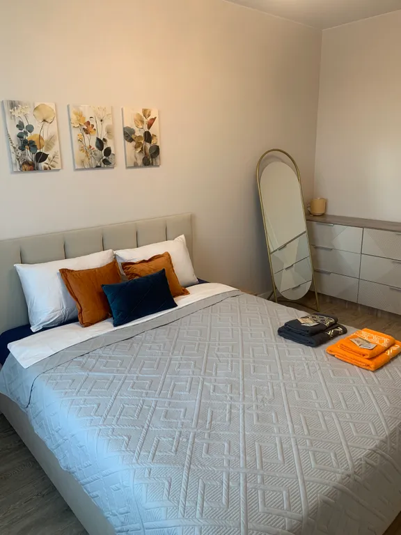 Евродвушка у Мещерского парка