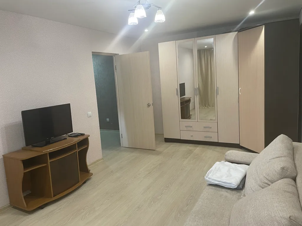 1-комнатная Квартира — аренда посуточно в Ирбит