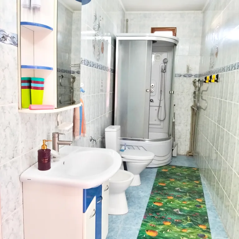 2 комнаты для большой семьи у  Черного моря