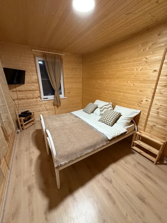 Уютный деревянный домик