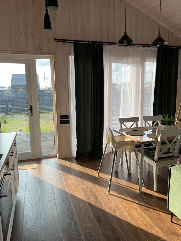 Коттедж Загородный дом у воды — Лопотово