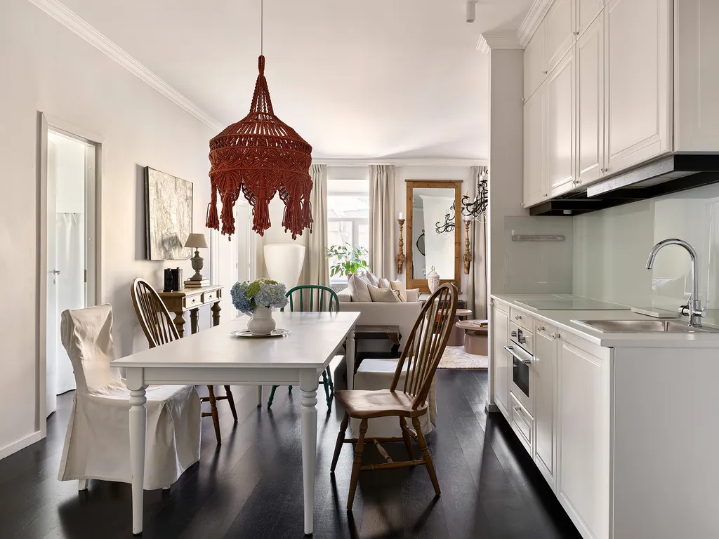 Квартира 4-комнатная Квартира — Санкт-Петербург