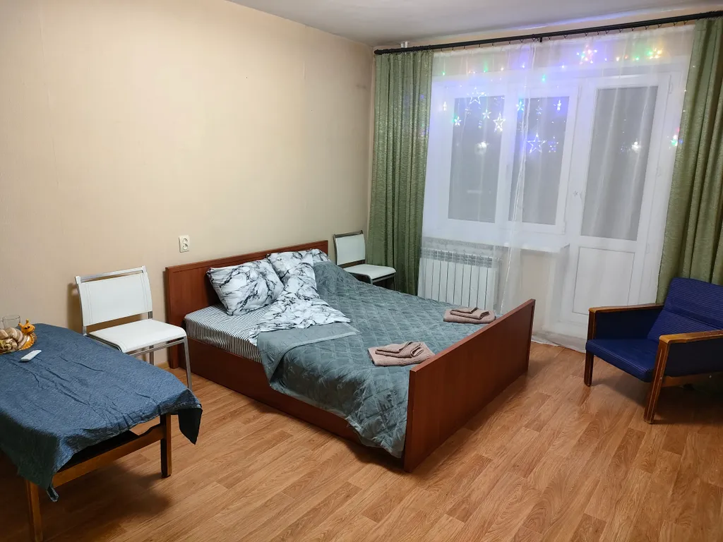 Двухкoмнaтнaя кваpтиpa в центре Сaмаpы