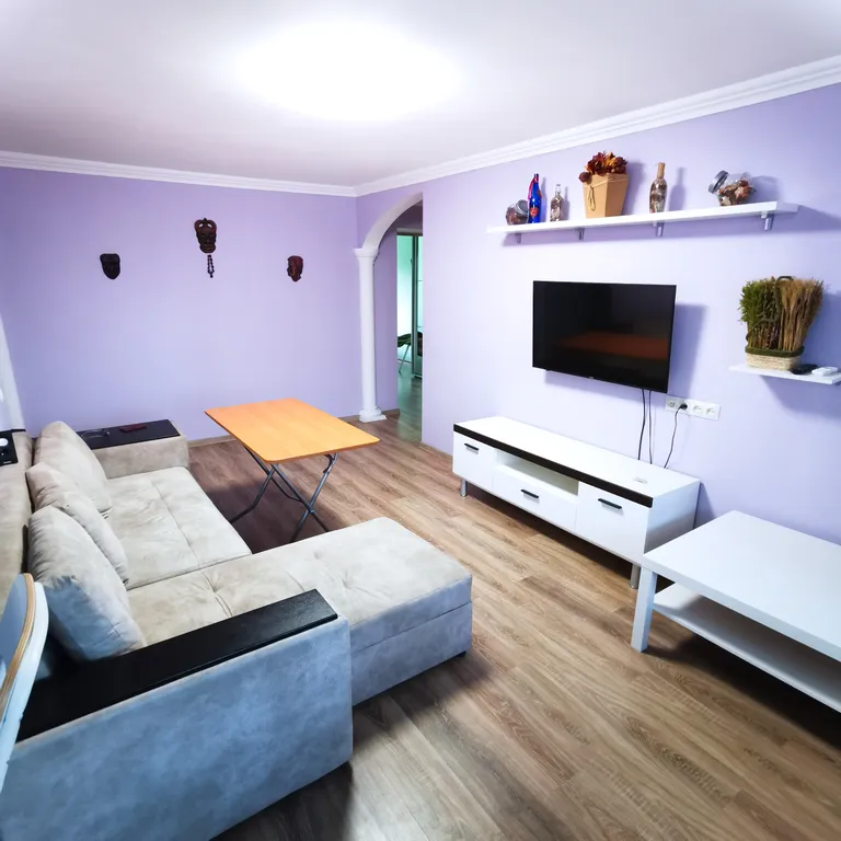 3-комнатная Квартира — аренда посуточно в Орджоникидзе