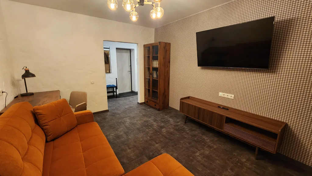 Уютная дизайнерская квартира, водяной фильтр для питьевой воды и прочее