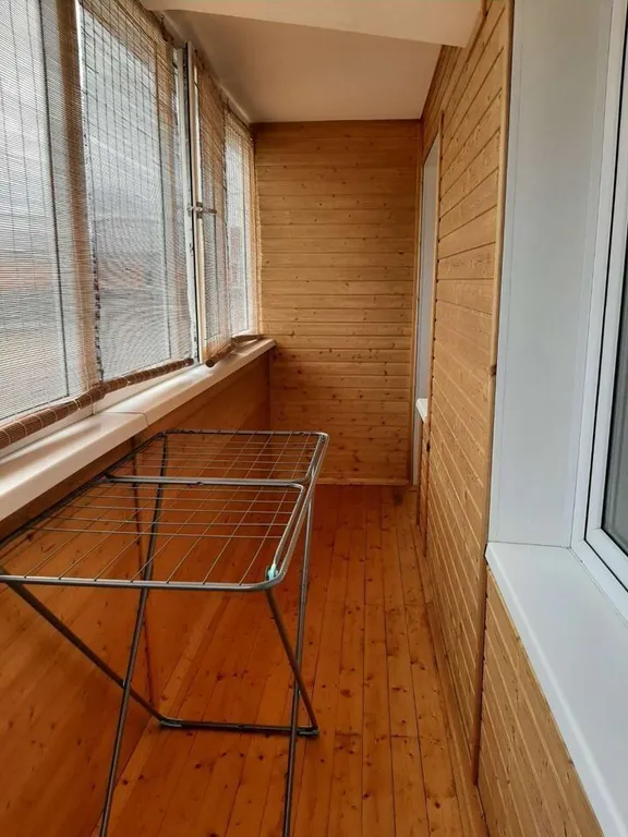 Пpocтоpнaя 2х-комнатная квартира