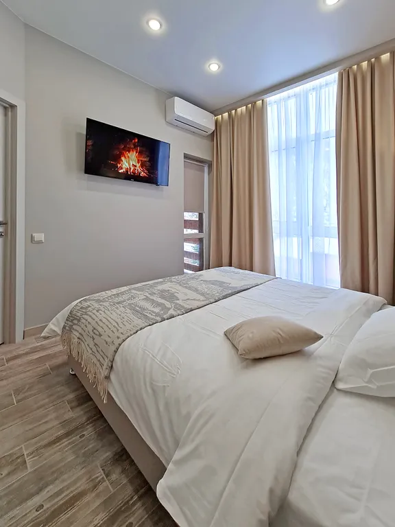 Апартаменты видом на Лауру