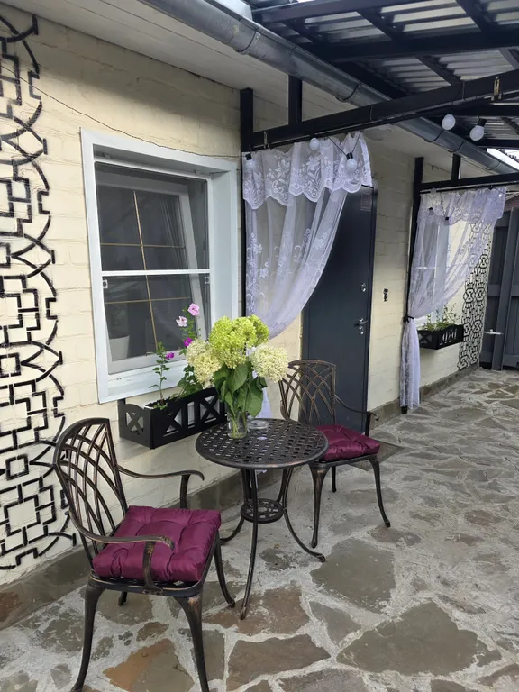 Уютный домик в тихом районе города