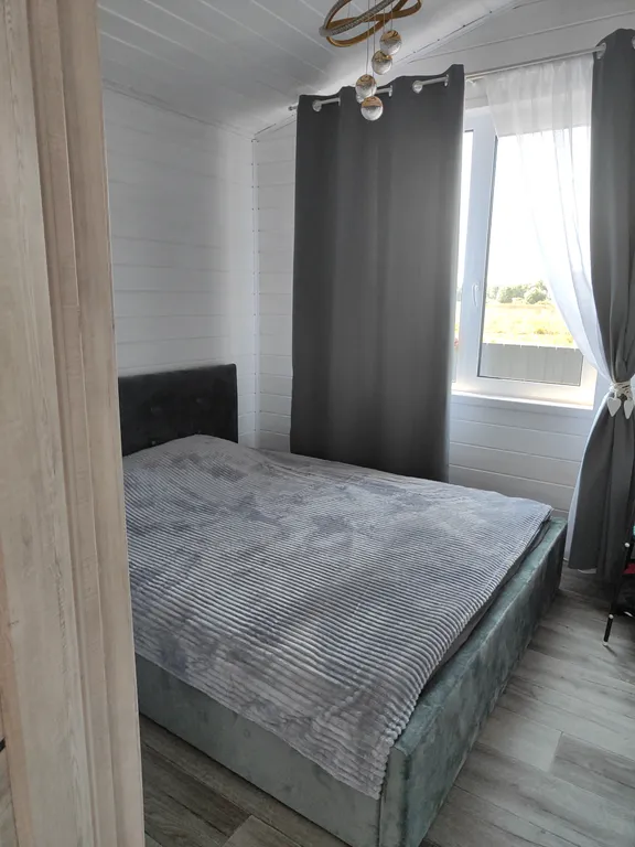 Домик у реки: банный чан, костёр, беседка с мангалом