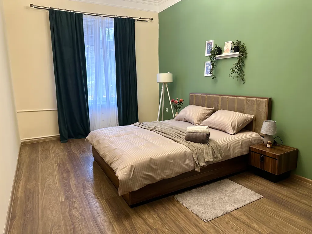 Esmerald suite Apartment