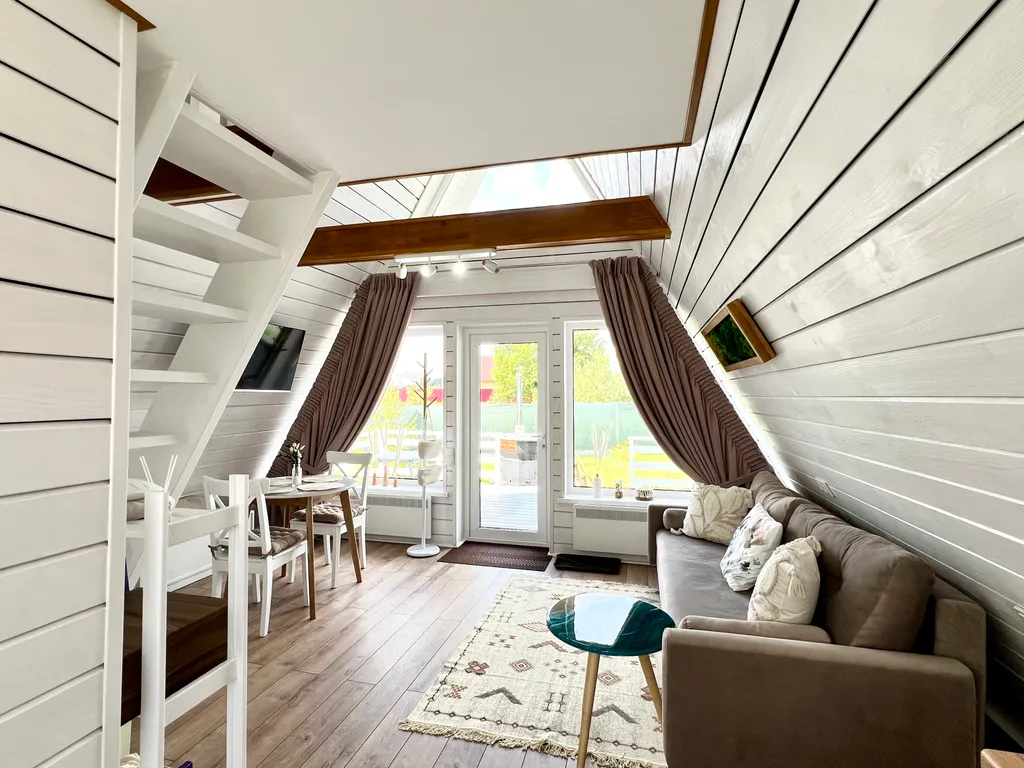 Уютный домик с банным чаном на территории