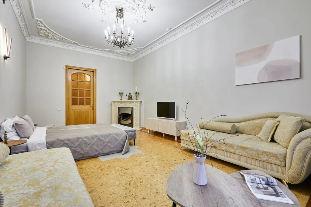 3 спальни, балкон, красивый дом