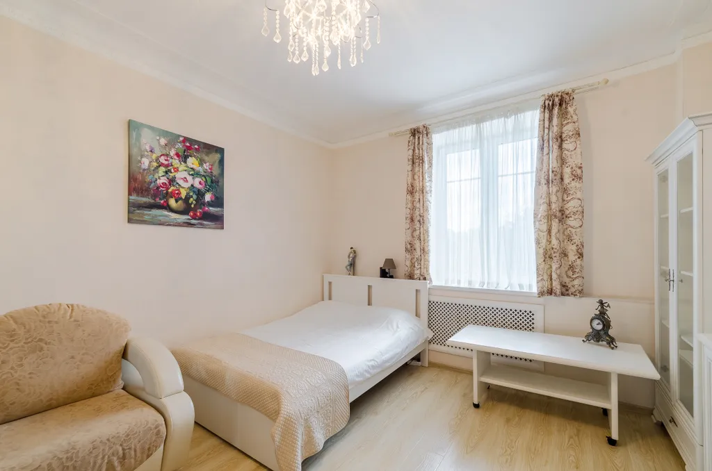 Апартаменты в самом сердце города с парковкой во дворе