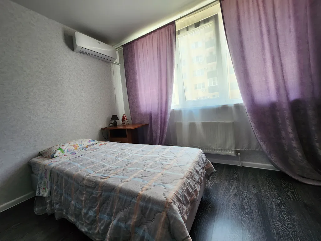 Двух комнатная квартира в лучшем районе Яблочного