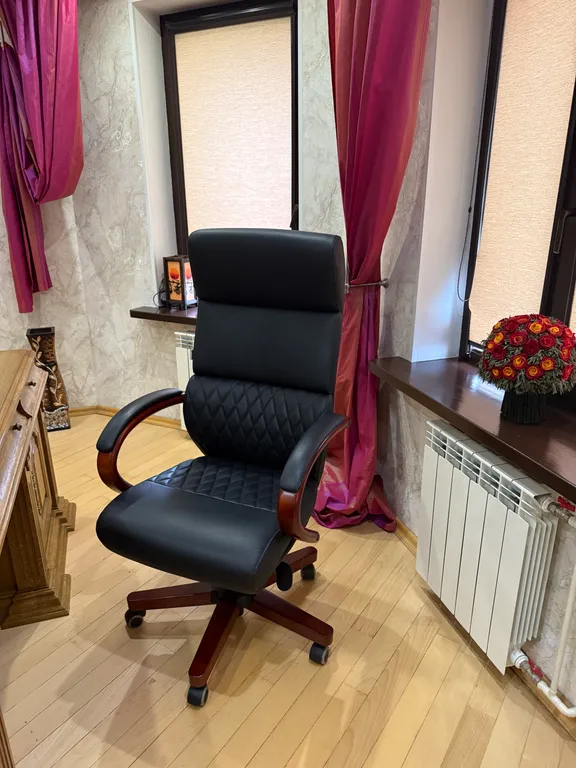 Шикарная просторная квартира с дизайнерским ремонтом