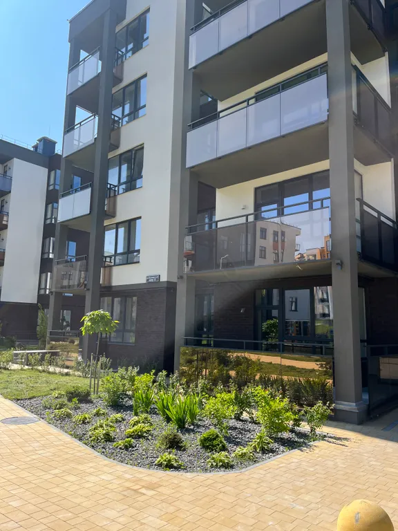 Просторная квартира с новым хорошим ремонтом