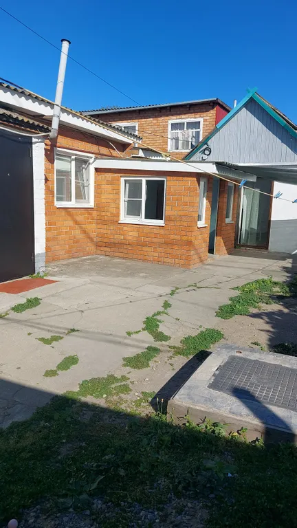 Дом с отдельным двором