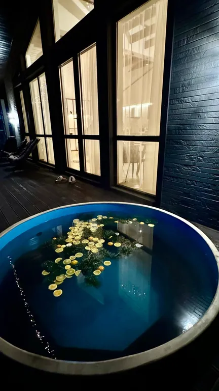 Новый коттедж с горячим бассейном