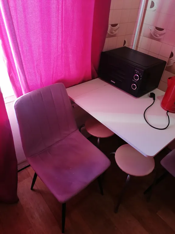 2-комнатная квартира с 3мя 2х спальными и диваном