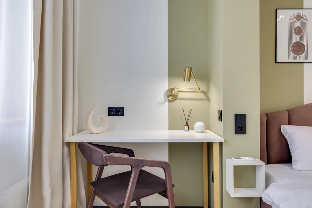 Студия на бульваре