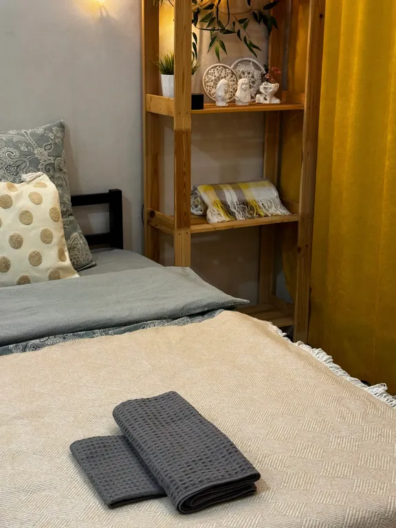 Лоза, центр, тишина