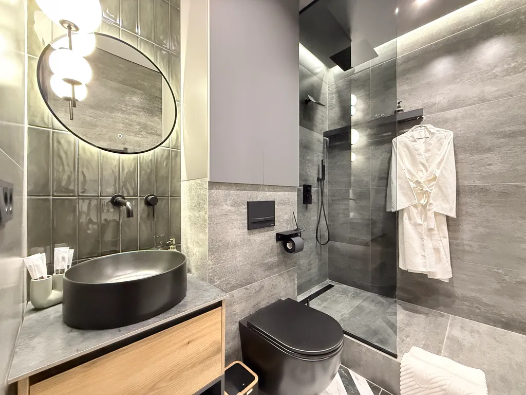 Эксклюзивный дизайнерский ремонт с элементами ручной работы