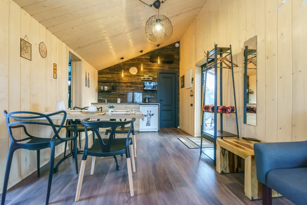 Иван-дача рядом с парком Кудыкина гора, дом Норди