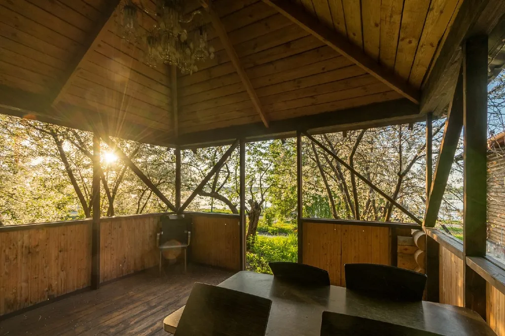 Дом ВИП с беседкой