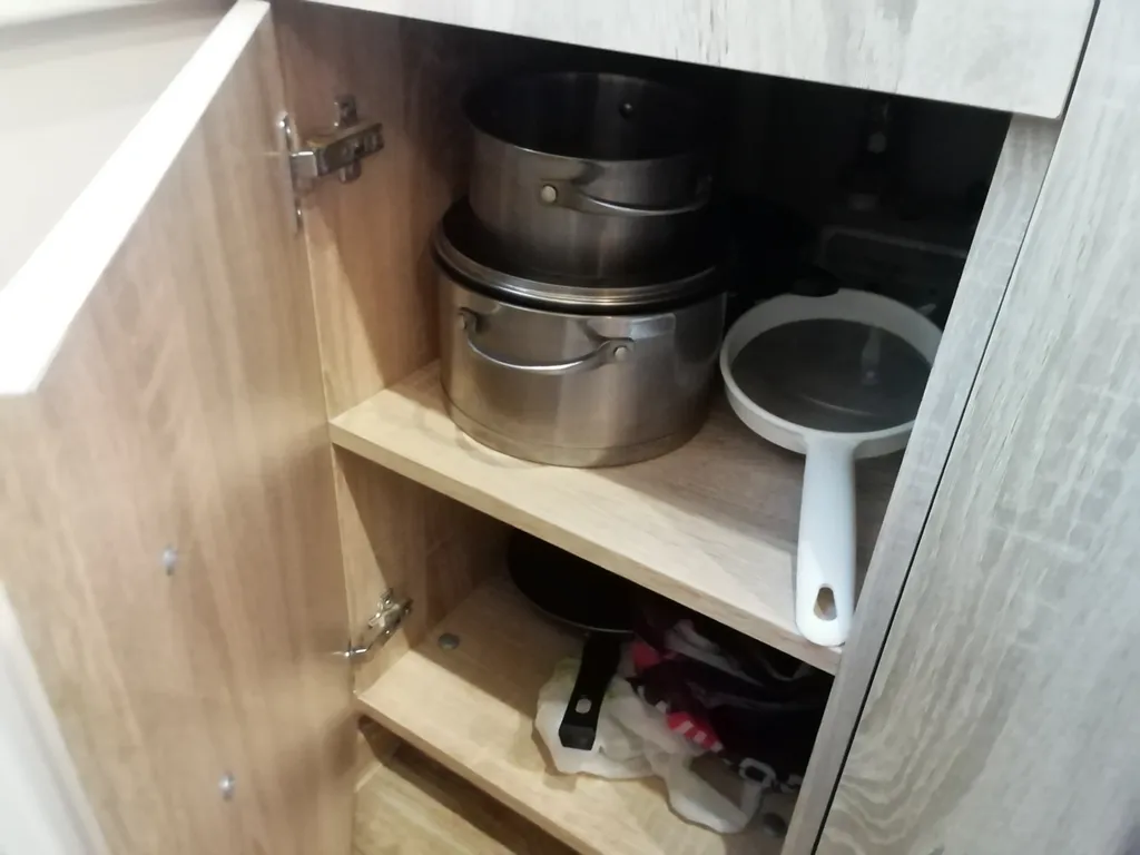 Квартира у моря, с видом на озеро и сосновый бор