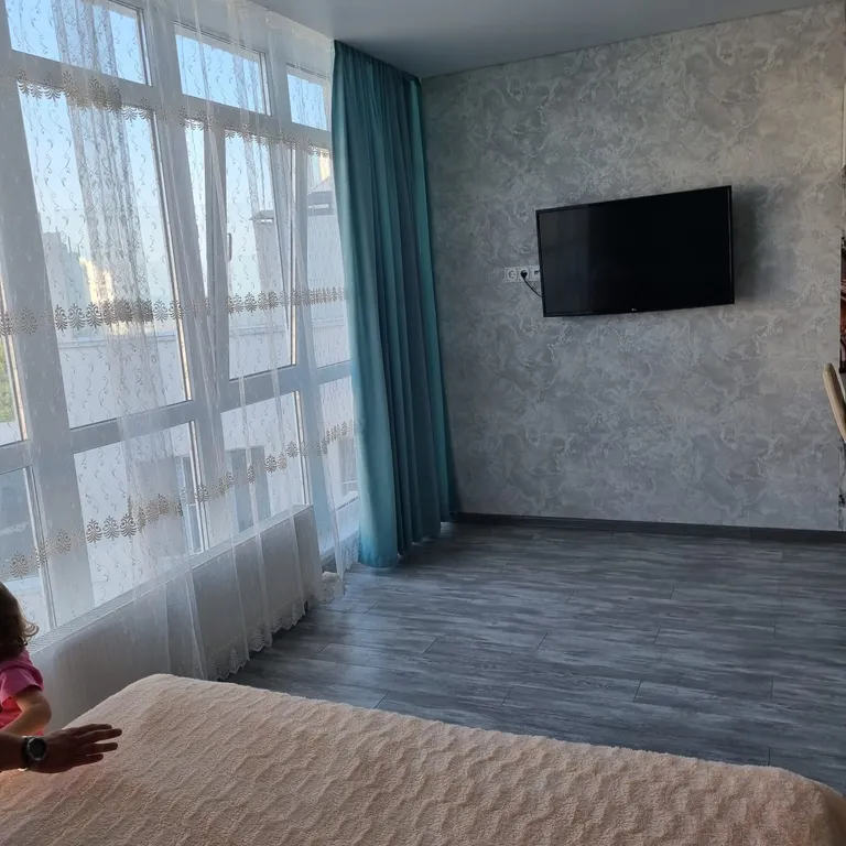 Новая студия с видом на море и отличным ремонтом