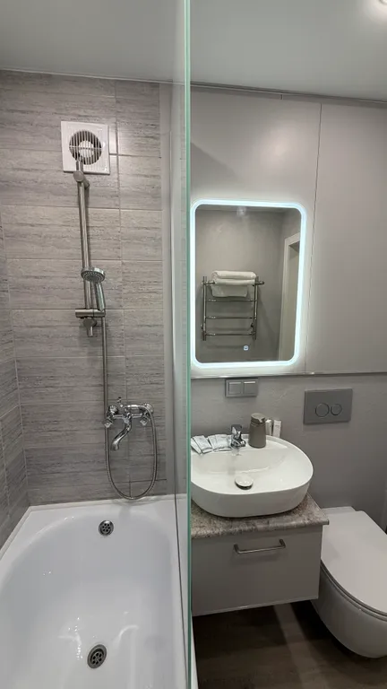 Светлая студия с новым ремонтом в самом центре города