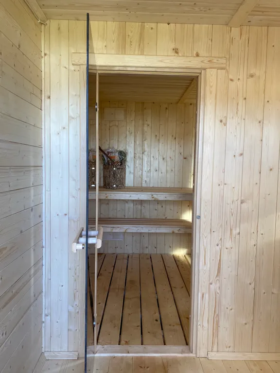 Уютный дом в черте города с баней