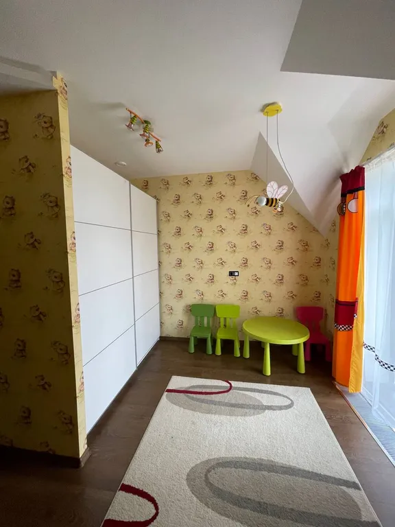 Уютный дом с дизайнерским ремонтом