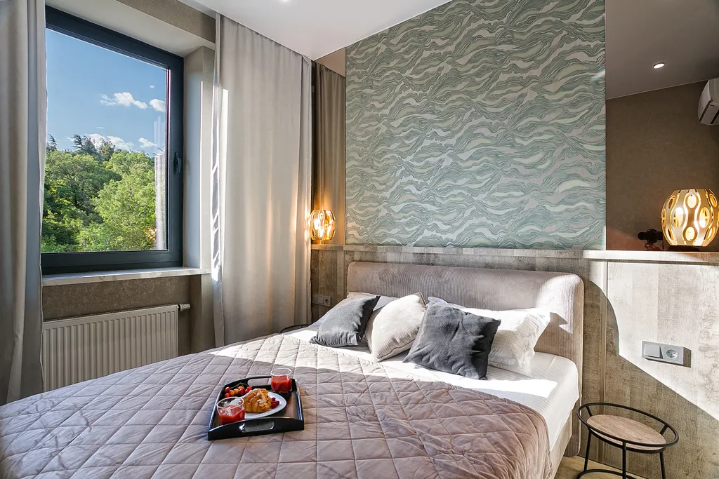 Однушка с террасой на парк возле моря в Скай плаза