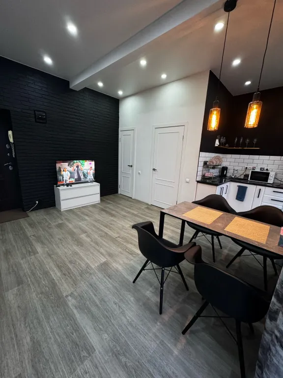 Лофт с видом на Драмтеатр — центр