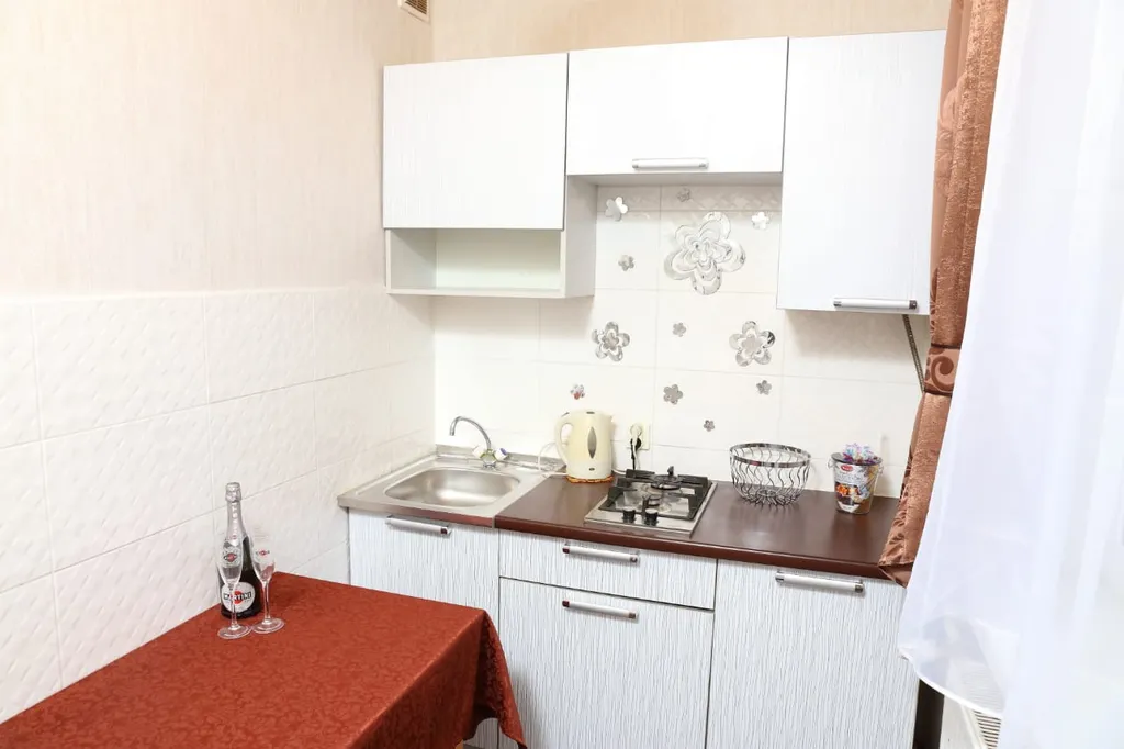 Квартира недалеко от центра рядом с ледовой ареной