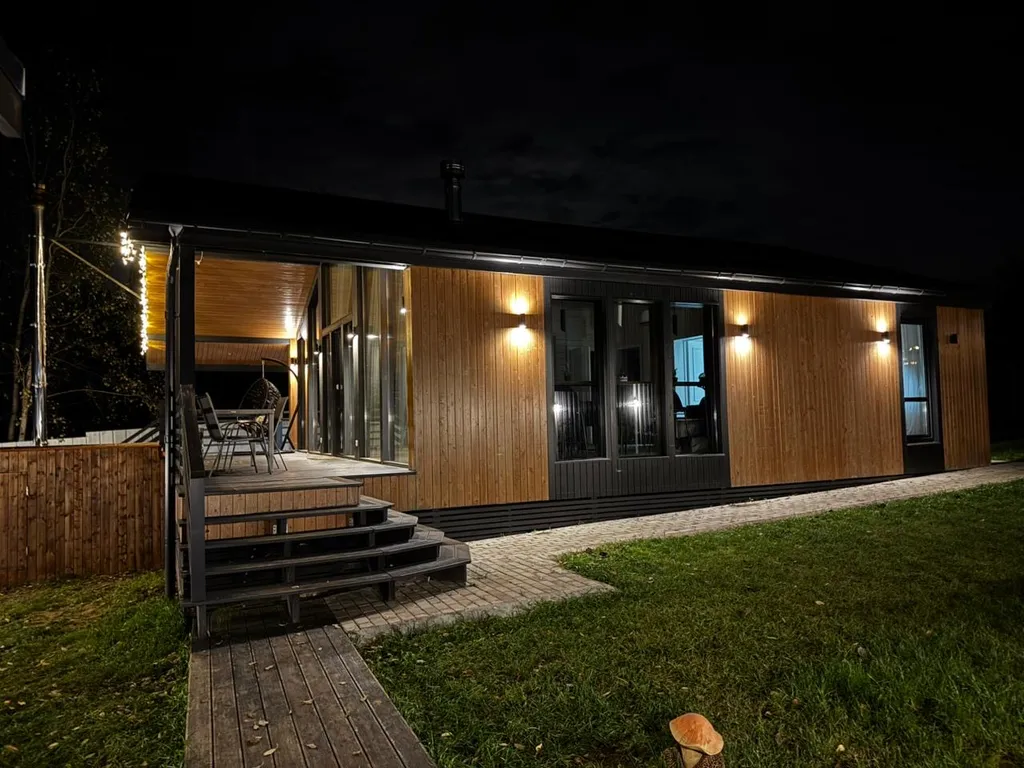 Дом у озера #1